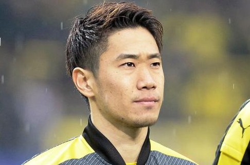 时隔两年《勇敢者游戏2：再战巅峰》强势回归大银幕，勇敢者四人组再次集结！为营救伙伴重返游戏世界，除了怪兽时常出没的原始丛林，场景还将拓展到杳无人烟的沙漠、极度严寒的雪山、脚下是万丈深渊的峡谷等多处危险的场景